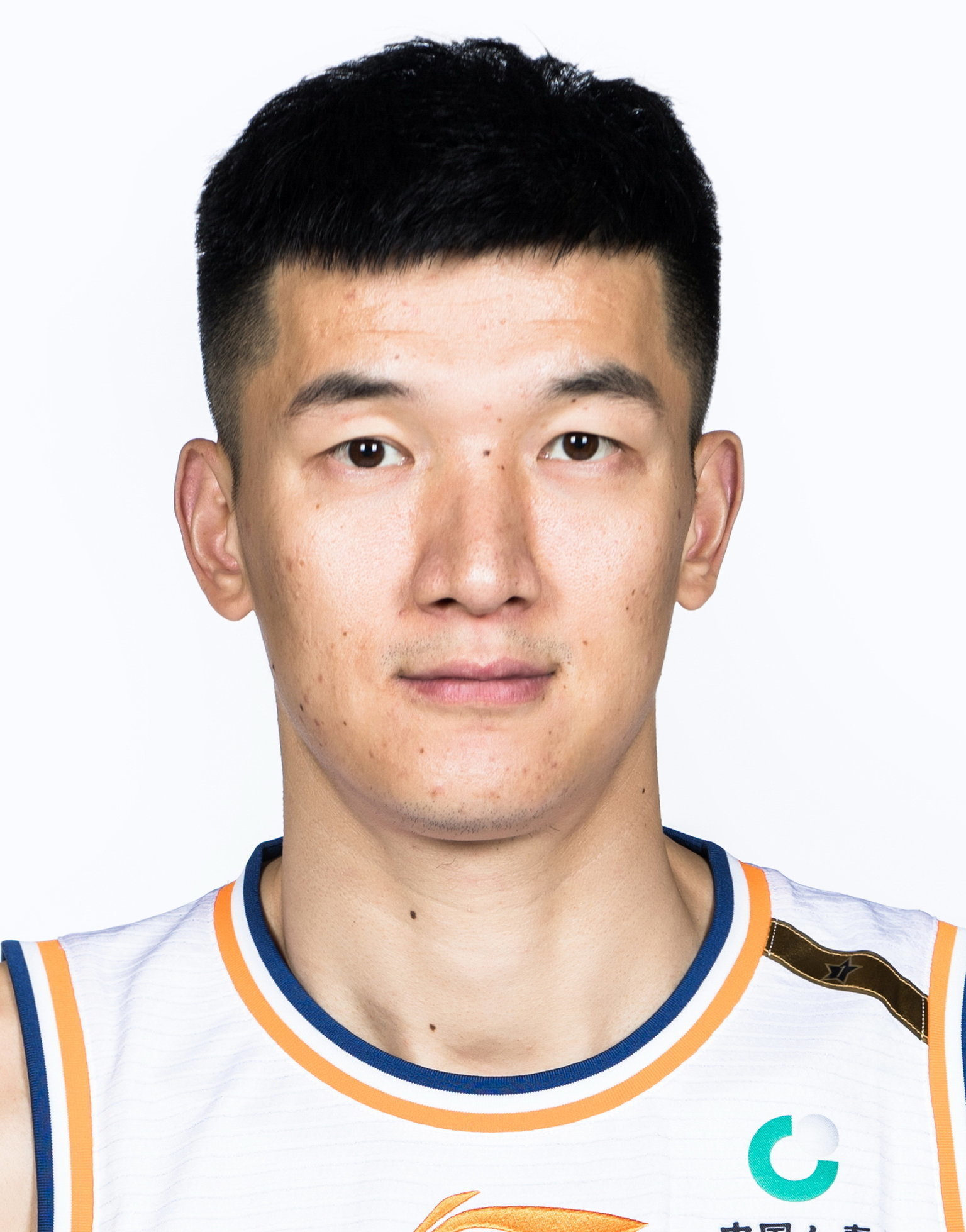 https://img.wuj1n9.cn/img/basketball/player/312ec654b16eeadc1188204ee3ec9527.jpg